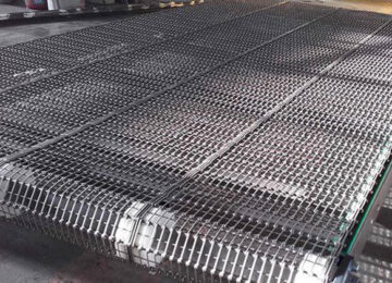 Tìm hiểu về băng tải lưới Inox